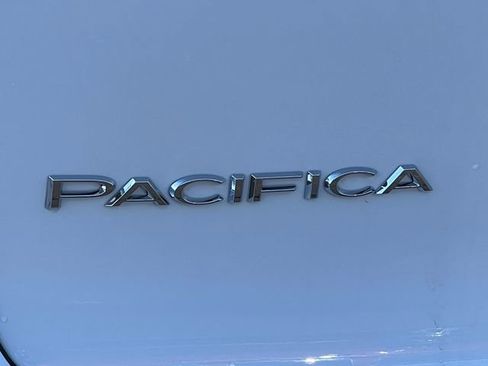New 2026 Chrysler Pacifica Select image 46