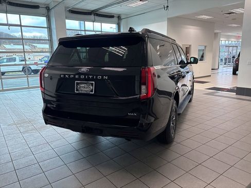 Used 2025 Ford Expedition Max Active image 6