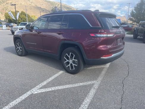 Used 2023 Jeep Grand Cherokee Limited w/ Trailer Tow Prep Group (B) image 6