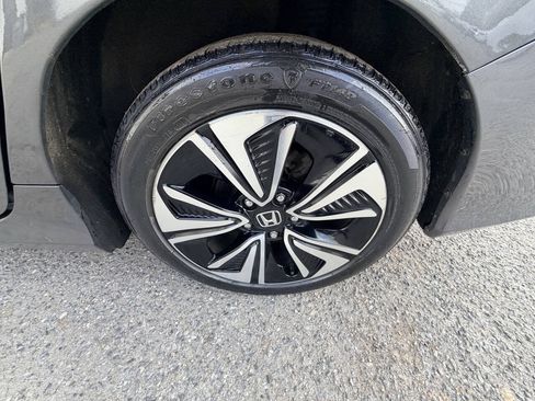 Used 2018 Honda Civic EX-L image 30