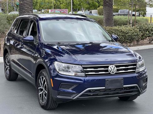 Used 2021 Volkswagen Tiguan SE FWD image 30
