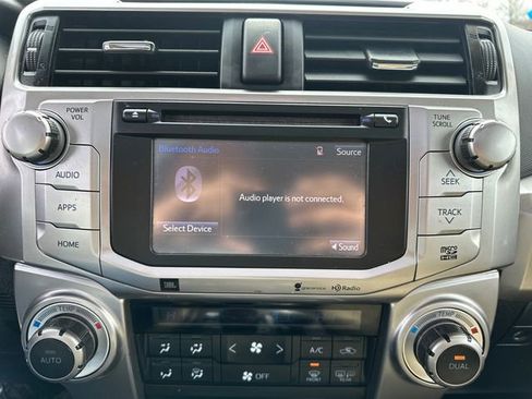 Used 2015 Toyota 4Runner Limited image 40