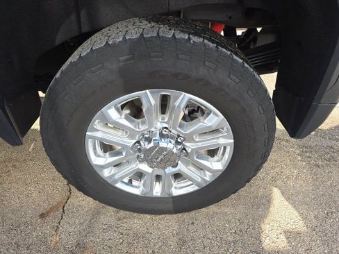 Used 2023 GMC Sierra 2500 Denali w/ Denali Ultimate Package image 13