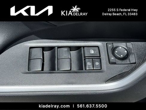 Used 2021 Toyota RAV4 XLE Premium FWD image 17