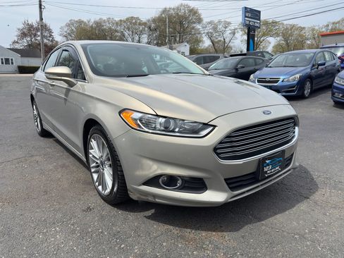 Used 2015 Ford Fusion SE w/ Equipment Group 202A AWD/4WD image 1
