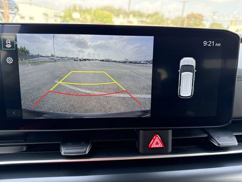 Used 2026 Kia Carnival FWD image 23