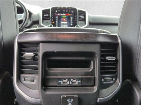 Used 2021 RAM 1500 Big Horn AWD/4WD image 17