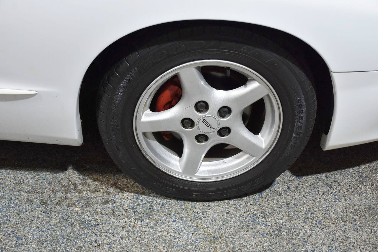 Used 1997 Pontiac Firebird Coupe w/ Opt Pkg RWD image 29