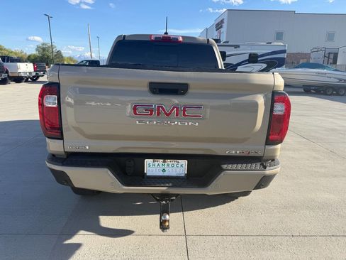 Used 2023 GMC Canyon AT4X w/ Edition 1 AWD/4WD image 4