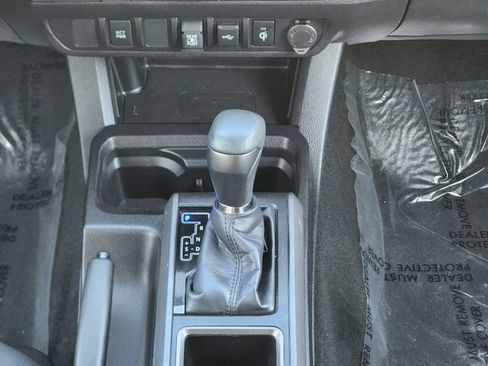 Used 2023 Toyota Tacoma TRD Sport image 30