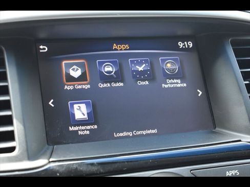 Used 2018 Nissan Pathfinder SV image 10