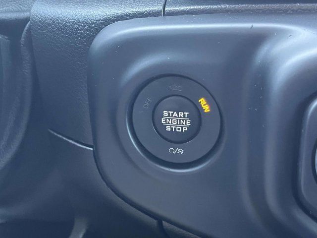 Used 2019 Jeep Wrangler Unlimited Sahara w/ Quick Order Package 24M Moab AWD/4WD image 32