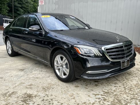 Used 2019 Mercedes-Benz S 450 4MATIC Sedan image 4