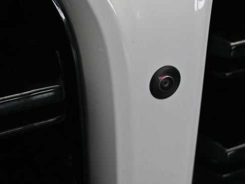 Used 2026 BMW M3 Competition AWD/4WD image 51