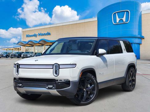 Used 2023 Rivian R1S Adventure AWD/4WD image 1