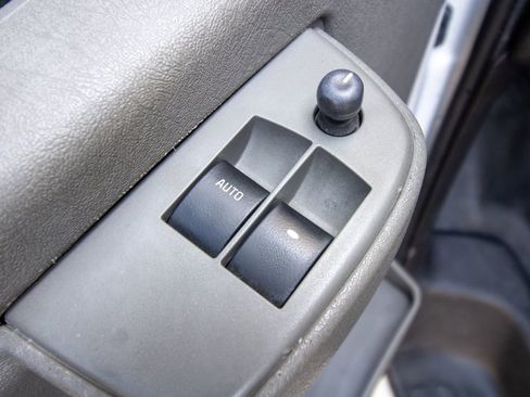 Used 2016 Chevrolet Express 3500 Extended image 11