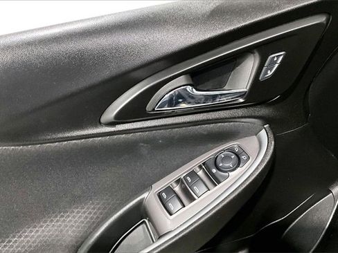 Used 2024 Chevrolet Malibu LT image 34