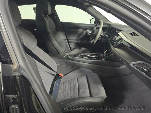Used 2022 Audi e-tron GT Premium Plus w/ Performance Package image 22