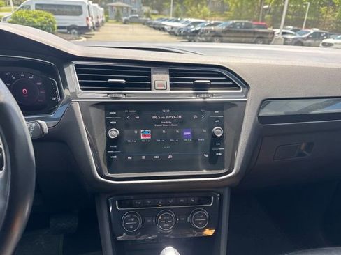 Used 2019 Volkswagen Tiguan SEL Premium AWD/4WD image 26