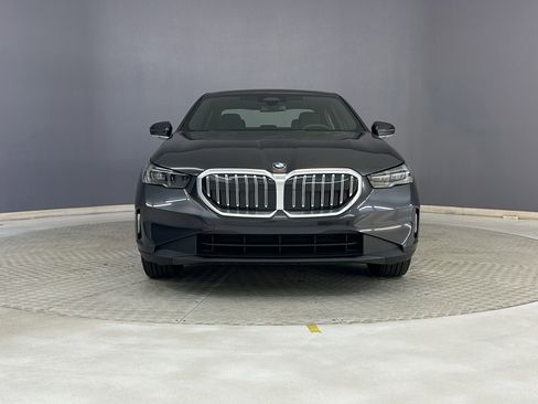 Used 2025 BMW 530i image 27