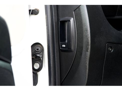 Used 2017 RAM ProMaster 2500 image 23