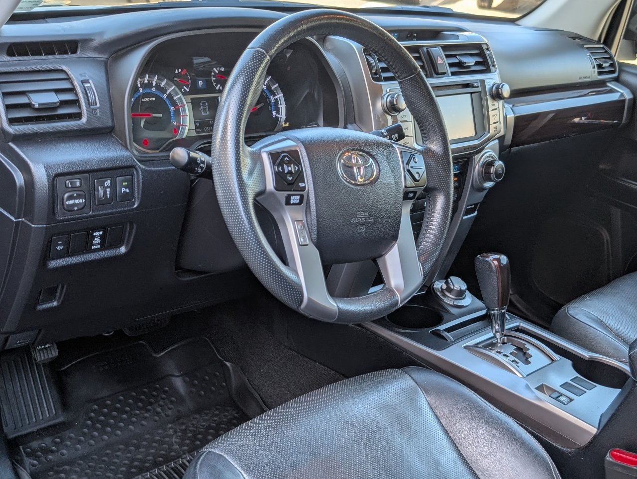 Used 2019 Toyota 4Runner Limited AWD/4WD image 15