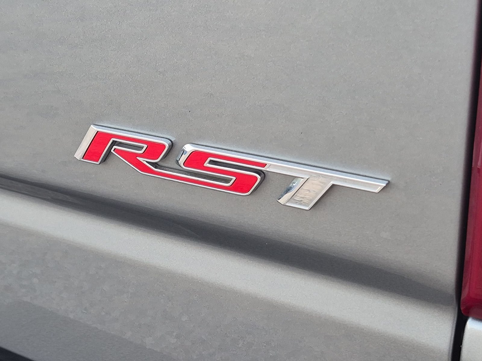 Used 2026 Chevrolet Silverado 1500 RST RWD image 33