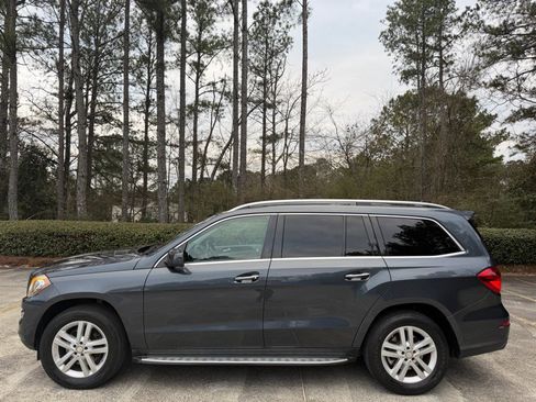 Used 2016 Mercedes-Benz GL 450 4MATIC image 4