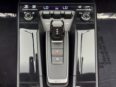 Used 2025 Porsche 911 Carrera image 36