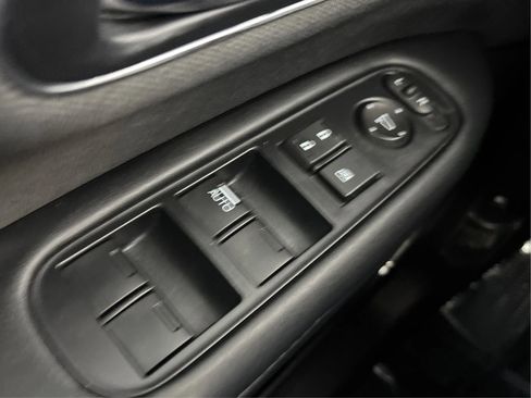 Used 2021 Honda HR-V EX image 42