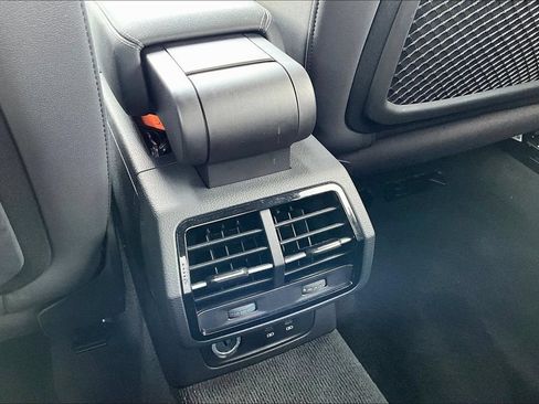 Used 2021 Audi Q3 2.0T Premium AWD/4WD image 10