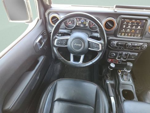 Used 2021 Jeep Gladiator Mojave AWD/4WD image 16