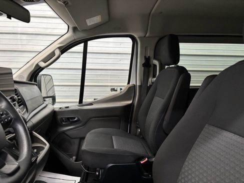 Used 2020 Ford Transit 150 XL image 19