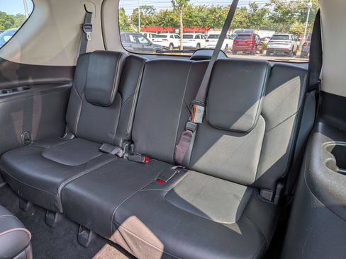Used 2022 Nissan Armada Platinum w/ Captain's Chairs Package RWD image 32