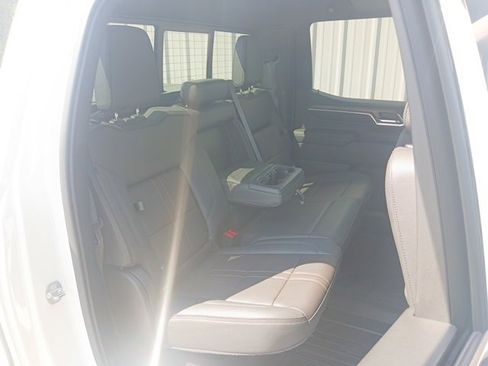 Used 2022 Chevrolet Silverado 1500 High Country w/ High Country Premium Package image 41