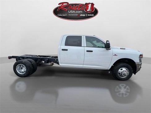 New 2026 RAM 3500 Tradesman image 4