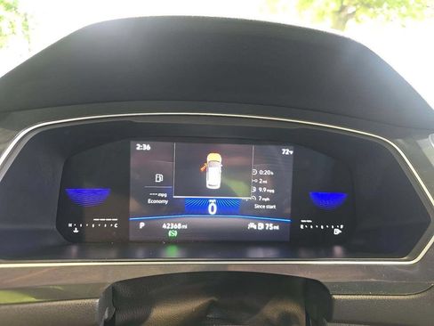 Used 2022 Volkswagen Tiguan S w/ IQ.Drive Package FWD image 2