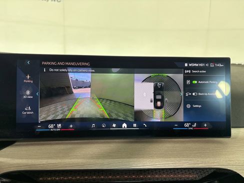 Used 2025 BMW 330i Sedan image 19