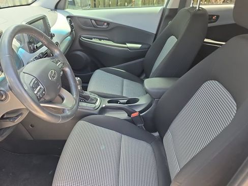 Used 2020 Hyundai Kona SEL FWD image 12