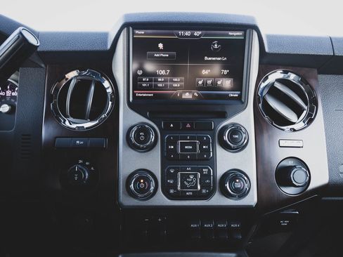 Used 2016 Ford F350 Lariat image 5