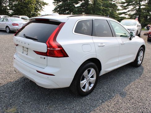 Used 2022 Volvo XC60 B5 Momentum AWD/4WD image 7