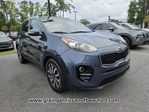 Used 2017 Kia Sportage EX w/ EX Premium Package FWD image 5