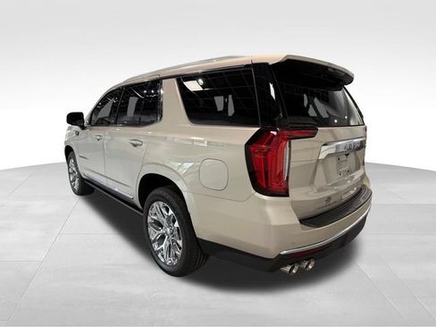 Used 2023 GMC Yukon Denali AWD/4WD image 7