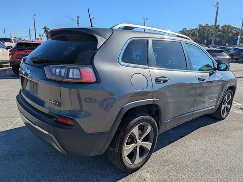 Used 2020 Jeep Cherokee Limited image 4