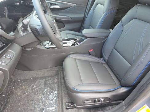 New 2026 Buick Envista Sport Touring w/ Convenience I Package FWD image 21