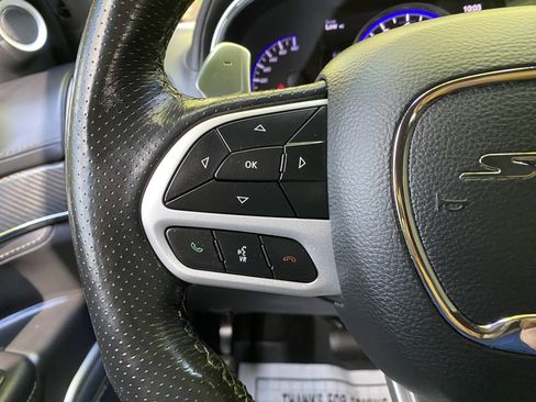 Used 2021 Jeep Grand Cherokee SRT AWD/4WD image 19