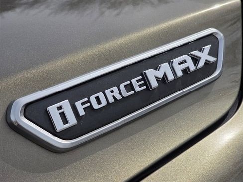 Used 2024 Toyota Tacoma Limited image 8