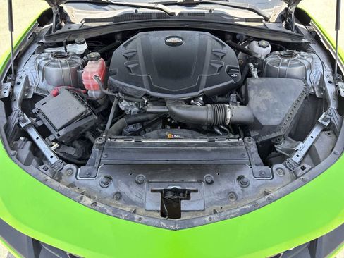 Used 2021 Chevrolet Camaro LT w/ RS Package image 13