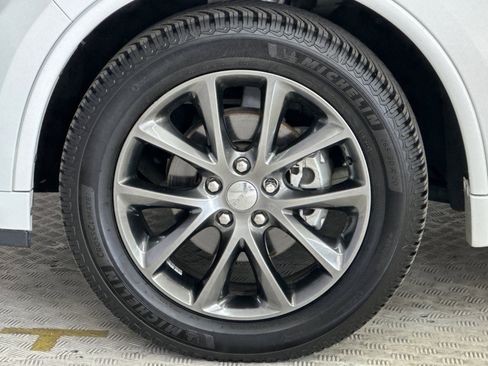 Used 2017 Dodge Durango GT image 12