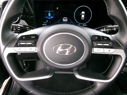 Used 2022 Hyundai Elantra Limited image 48